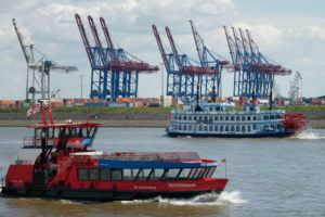 View over the Norderelbe to the paddle steamer Louisiana Star at the container terminal Burchardkai in the port of Hamburg, Hamburg, Elbe, Hanseatic City, Germany View over the Norderelbe to the paddle steamer Louisiana Star at the container terminal Burchardkai in the port of Hamburg, Hamburg, Elbe, Hanseatic City, Germany