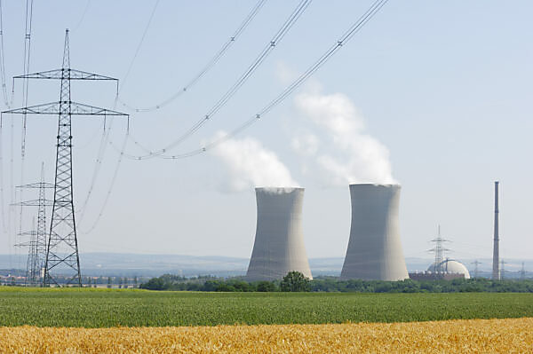 Bildagentur | mauritius images | Germany, Bavaria, Lower Franconia,  Grafenrheinfeld (town), nutrack power plant,