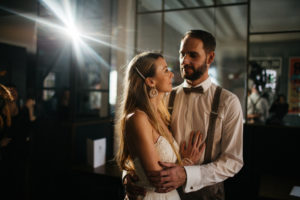 Newlyweds, young, inside Newlyweds, young, inside