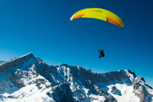 Paragliding over the Wettersteingebirge, Garmisch Classicgebiet, Garmisch-Partenkirchen, Oberland, aerial view, Bavaria, Germany Paragliding over the Wettersteingebirge, Garmisch Classicgebiet, Garmisch-Partenkirchen, Oberland, aerial view, Bavaria, Germany