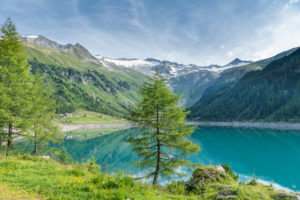 Mühlwald, Provinz Bozen, Südtirol, Italien, Europa. Der Neves Stausee Mühlwald, Provinz Bozen, Südtirol, Italien, Europa. Der Neves Stausee