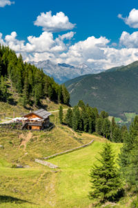 Sand in Taufers, Provinz Bozen, Südtirol, Italien. Die Trejeralm im Wandergebiet Speikboden. Sand in Taufers, Provinz Bozen, Südtirol, Italien. Die Trejeralm im Wandergebiet Speikboden.