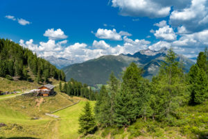 Sand in Taufers, Provinz Bozen, Südtirol, Italien. Die Trejeralm im Wandergebiet Speikboden. Sand in Taufers, Provinz Bozen, Südtirol, Italien. Die Trejeralm im Wandergebiet Speikboden.