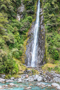 Thunder Creek Falls, Haast Pass, South Island, West Coast, New Zealand
