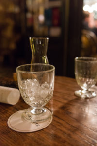 Paris, Restaurant, Bar, Tisch, Glas Paris, Restaurant, Bar, Tisch, Glas