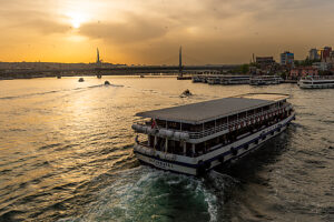 Turkey, Istanbul, Bosporos and Suelyemaniye Mosque