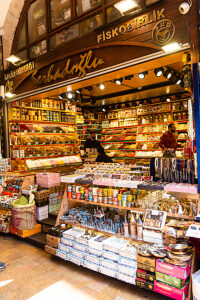 Turkey, Istanbul, Old town, Egyptian bazaar