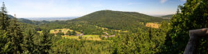 Panoramaaussicht vom Korbmattfelsen. Panoramaaussicht vom Korbmattfelsen.