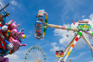 Kirmes, Rummelplatz, Volksfest, Fahrgeschäft, Looping, Jahrmarkt Kirmes, Rummelplatz, Volksfest, Fahrgeschäft, Looping, Jahrmarkt