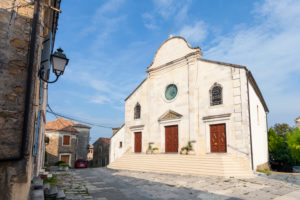 Europa, Kroatien, Istrien, Oprtalj, Dom St. Georg Europa, Kroatien, Istrien, Oprtalj, Dom St. Georg