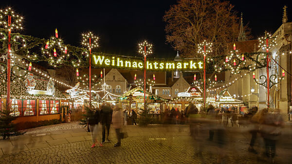 Weihnachtsmarkt, blaue Stunde, Nacht, Braunschweig, Niedersachsen, Deutschland, Europa Weihnachtsmarkt, blaue Stunde, Nacht, Braunschweig, Niedersachsen, Deutschland, Europa