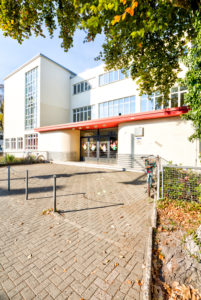 Altstädter Volksschule, Glasschule, Bauhaus, Architektur, Otto Haesler, Hausansicht, Herbst, Celle, Niedersachsen, Deutschland, Europa Altstädter Volksschule, Glasschule, Bauhaus, Architektur, Otto Haesler, Hausansicht, Herbst, Celle, Niedersachsen, Deutschland, Europa