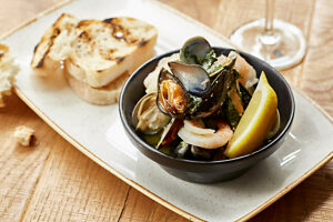 Mixed seafood with grilled bread