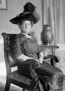 Nellie McClung (1873-1951) was a Canadian author, politician, and social activist, regarded as one of Canada's most prominent suffragists. Photo, 1910.