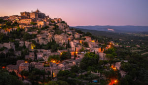 France, Alpes-de-Haute-Provence, Gordes, Notre-Dame de Sénanque France, Alpes-de-Haute-Provence, Gordes, Notre-Dame de Sénanque