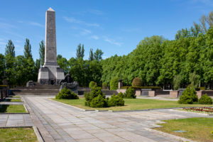 Soviet memorial, Schönholzer Heide, Pankow, Berlin Soviet memorial, Schönholzer Heide, Pankow, Berlin