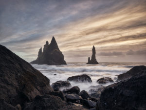 Reynisfjara, Reynisfjara Beach, Reynisdrangar, Vík í Mýrdal, Mýrdalur, Sudurland (Suðurland), Iceland, North Atlantic, Atlantic Ocean (Atlantic Ocean) Reynisfjara, Reynisfjara Beach, Reynisdrangar, Vík í Mýrdal, Mýrdalur, Sudurland (Suðurland), Iceland, North Atlantic, Atlantic Ocean (Atlantic Ocean)