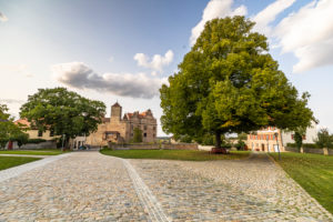 Burghof of Burg Cadolzburg in the late afternoon, Cadolzburg, Franconia, Bavaria, Germany Burghof of Burg Cadolzburg in the late afternoon, Cadolzburg, Franconia, Bavaria, Germany