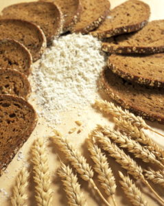 Wholemeal bread, cut open, wholemeal flour, grain ears bread, slices bread, slices, grain, ears, flour, cheek product, food, nutrition healthy, bread sort, ground food, roughage, roughage-containing, whole foods, Food, Still life