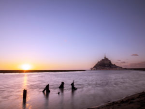 Le Mont-Saint-Michel bei Sonnenuntergang Le Mont-Saint-Michel bei Sonnenuntergang