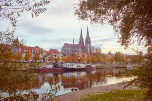 Regensburger Dom, view from the Jahn island, Marc-Aurel-shore, autumn, Regensburg, Bavaria, Germany, Europe Regensburger Dom, view from the Jahn island, Marc-Aurel-shore, autumn, Regensburg, Bavaria, Germany, Europe