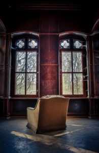 Der einsame Platz am Fenster Der einsame Platz am Fenster