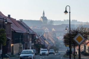 Germany, Saxony-Anhalt, Hasselfelde, transit road, parish church in the background, Oberharz am Brocken.