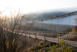 Germany, Saxony-Anhalt, Upper Harz, rope suspension bridge TitanRT, Rappbodetalsperre, Harz.