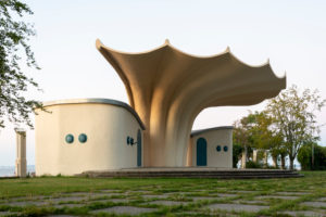 Germany, Mecklenburg-Western Pomerania, Rügen Island, Sassnitz, music pavilion, Kurmuschel, inaugurated in 1988 according to plans by the civil engineer Ulrich Müther Germany, Mecklenburg-Western Pomerania, Rügen Island, Sassnitz, music pavilion, Kurmuschel, inaugurated in 1988 according to plans by the civil engineer Ulrich Müther