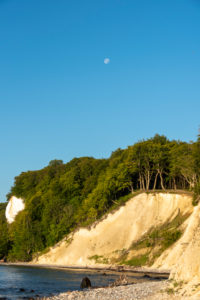 Deutschland, Mecklenburg-Vorpommern, Sassnitz, Kreidefelsen, Wissower Klinken, Bäume stehen am Abgrund, Nationalpark Jasmund, Unesco-Weltnaturerbe, Ostsee Deutschland, Mecklenburg-Vorpommern, Sassnitz, Kreidefelsen, Wissower Klinken, Bäume stehen am Abgrund, Nationalpark Jasmund, Unesco-Weltnaturerbe, Ostsee
