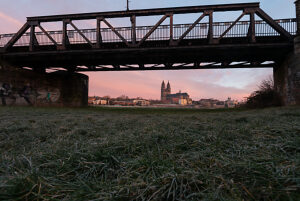 Magdeburg Cathedral at dawn, in front of the listed lift bridge, Magdeburg, Saxony-Anhalt, Germany