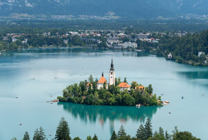 Lake Bled in north-western Slovenia with the famous island church of the Assumption of the Virgin Mary, Bled, Upper Carniola region (Gorenjska), Slovenia
