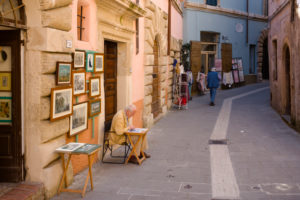 Alley in Sorano, Tuscany Alley in Sorano, Tuscany