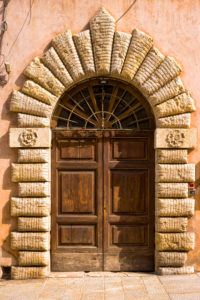 Assisi, Tür Assisi, Tür
