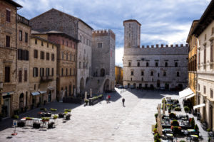 Piazza del Popolo in Todi (Umbrien) Piazza del Popolo in Todi (Umbrien)