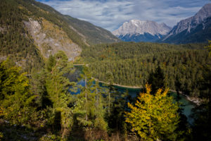 Blick von Biberwier in Tirol auf die Zugspitze Blick von Biberwier in Tirol auf die Zugspitze