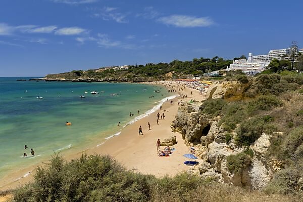 Bildagentur Mauritius Images Praia Da Oura In Summer Seen From Clube Praia Da Oura Albufeira The Algarve Portugal