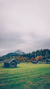 Europe, Germany, Bavaria, Mittenwald, view of the Wetterstein Mountains