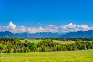 Germany, Bavaria, Tölzer Land, Dietramszell, district of Großeglsee, spring landscape against the foothills of the Alps and the Karwendel mountains