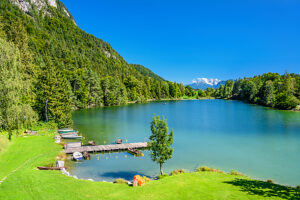Austria, Tyrol, district Kufstein, Kramsach, Reintaler See against Kaisergebirge, view from Restaurant Fischerstube