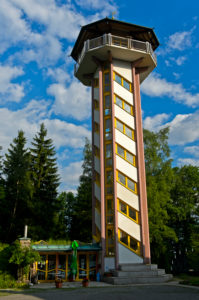 Aussichtsturm auf dem Scheibenberg Gipfel, Scheibenberg, Erzgebirge, Sachsen, Deutschland Aussichtsturm auf dem Scheibenberg Gipfel, Scheibenberg, Erzgebirge, Sachsen, Deutschland