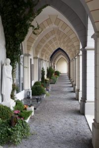 Cloister Liebfrauenberg Cloister Liebfrauenberg