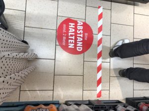 Geschäft, Eingang, Corona-Sicherheitsmaßnahme Geschäft, Eingang, Corona-Sicherheitsmaßnahme