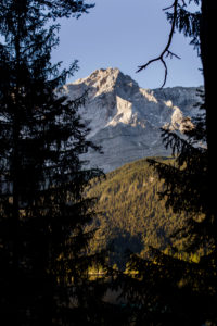 Sunrise in Grainau am Eibsee in Bavaria with alpine panorama Sunrise in Grainau am Eibsee in Bavaria with alpine panorama