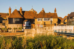 England, Kent, Thanet, Sandwhich, The Barbican Gate 15th century Gatehouse and Town Skyline England, Kent, Thanet, Sandwhich, The Barbican Gate 15th century Gatehouse and Town Skyline