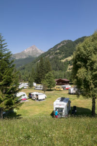 Bildagentur | mauritius images | Camping "National Park Camping  Grossglockner", Heiligenblut am Grossglockner, Mlltal, Hohe Tauern  National Park, Spittal an der Drau, Carinthia, Austria