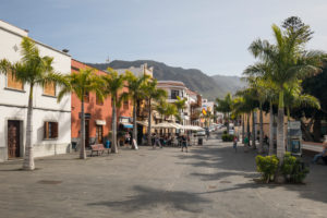The Plaza de los Remedios, behind the Teno Mountains, Buenavista del Norte, Tenerife, Canary Islands, Spain The Plaza de los Remedios, behind the Teno Mountains, Buenavista del Norte, Tenerife, Canary Islands, Spain
