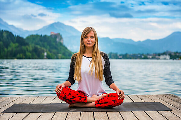 YOGA Lotus Pose Ocean Mountain 