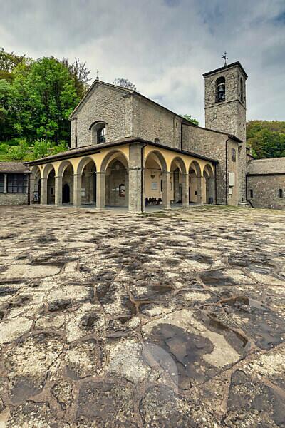 Bildagentur mauritius images La Verna Franciscan Sanctuary