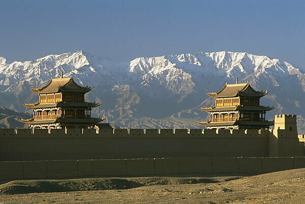 Bildagentur Mauritius Images China Gansu Province Fortress Jiayuguan Qilian Mountains Asia Eastern Asia Place Of Interest Fort Fortress Attachment The Great Wall Of China Further Defensive Wall Fortress Defensive Wall